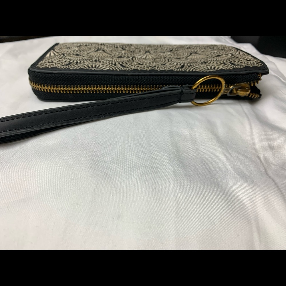 Wallet - Picture 2 of 3